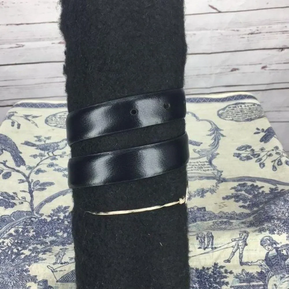 Perry‎ Ellis Black brow reverse Buckle Closure Belt